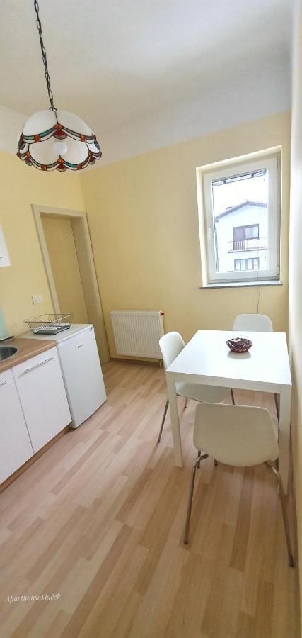 Aparthouse Macek Apartamento Liubliana Exterior foto